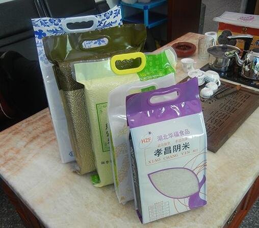 Plan sak diri ki ta dwe konsantre sou mak konsèp ak koulè pwezante